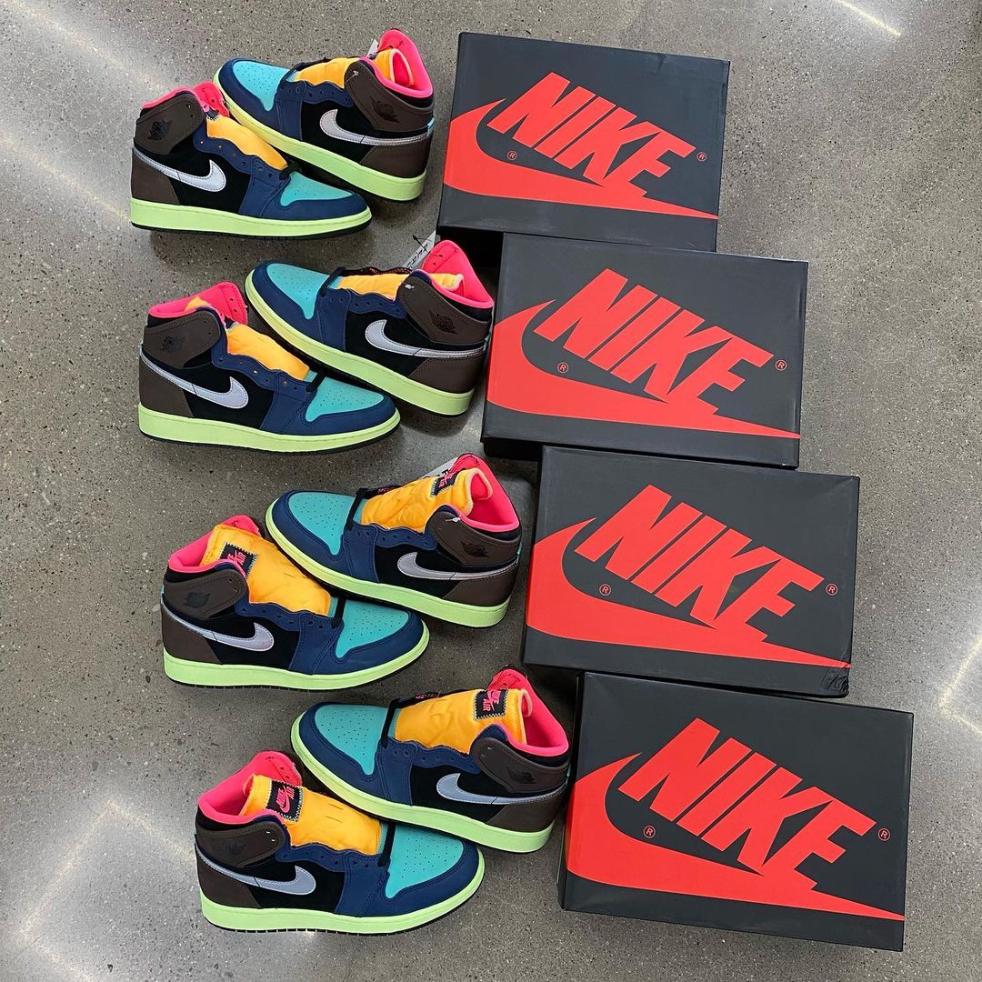 Air Jordan 1 Retro High 'Tokyo Bio Hack'
