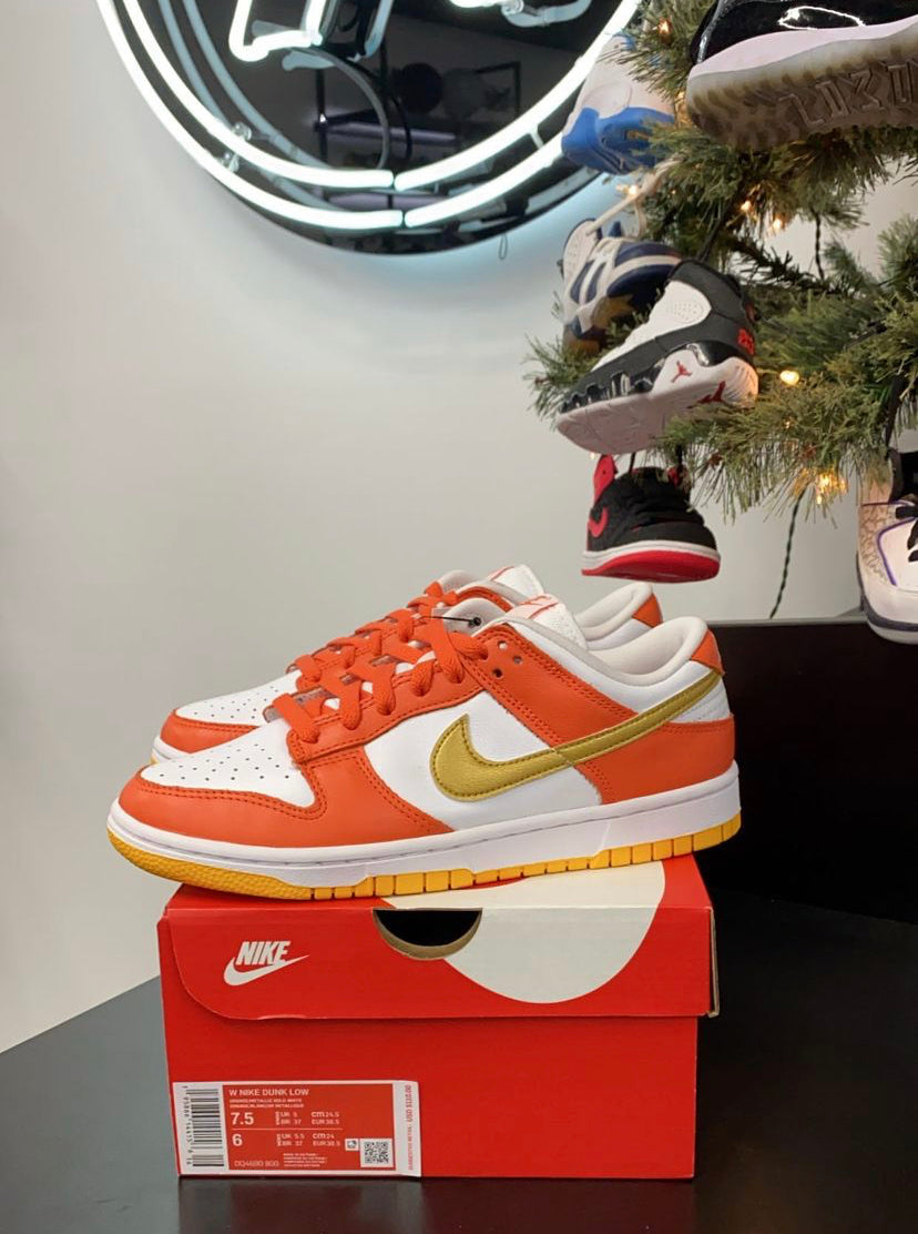Wmns Dunk Low 'Orange University Gold'