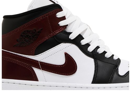 Air Jordan 1 Mid SE "Dark Pony" 2025