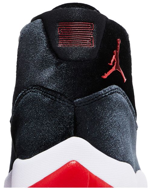 Air Jordan 11 WMNS "Bred Velvet"