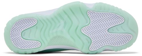 Air Jordan 11 Low WMNS "Igloo"