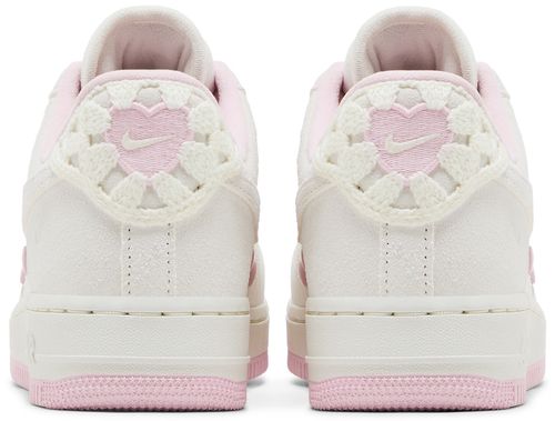 Air Force 1 Low WMNS "Valentine's Day"