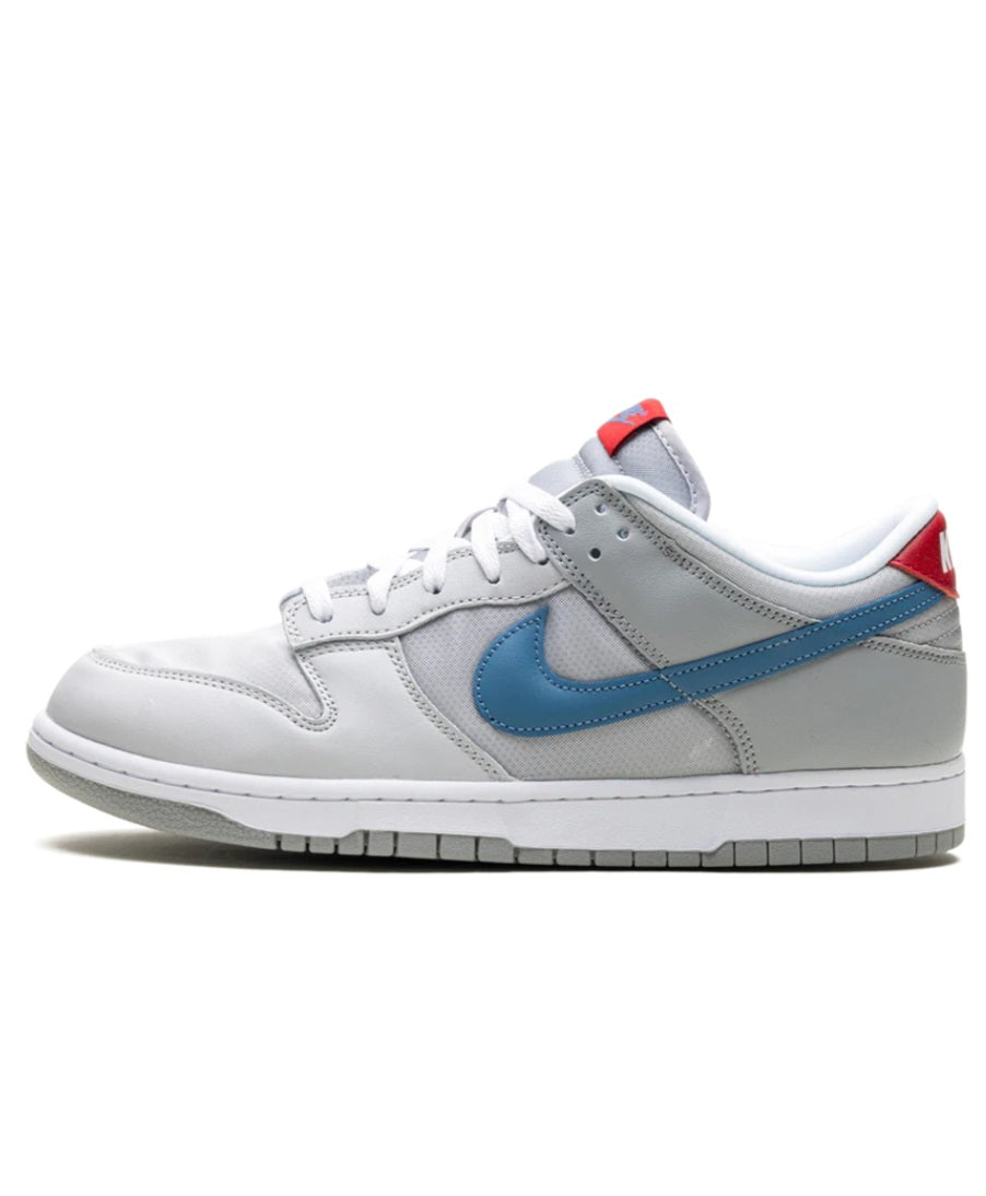 Nike Dunk low "Silver Surfer"