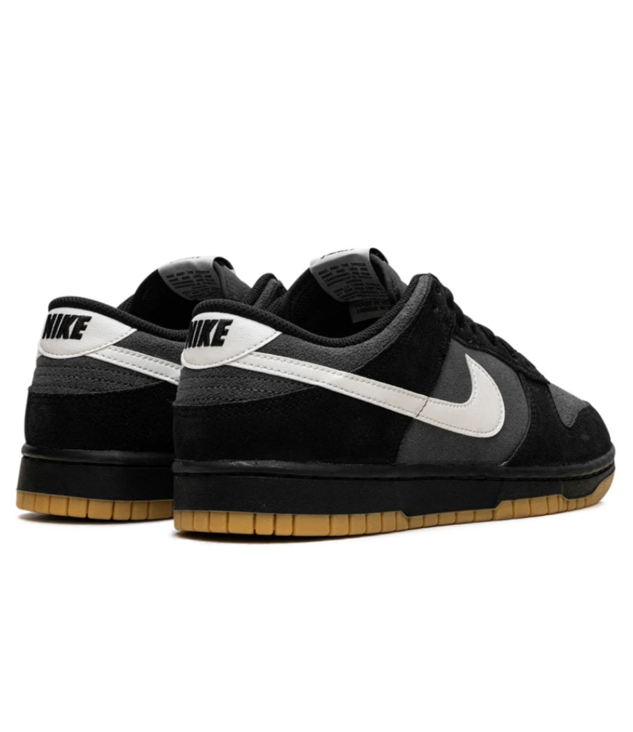 Nike Dunk Low SE "Black Grey Gum"