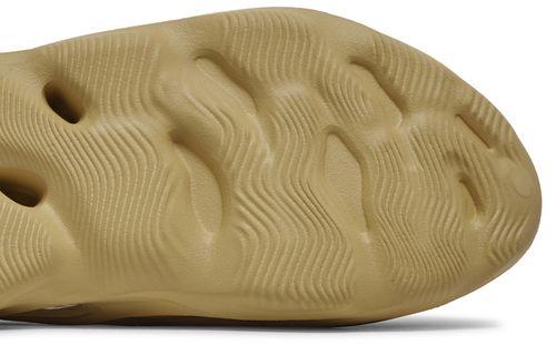 Adidas Yeezy Foam Runner ‘Desert Sand‘