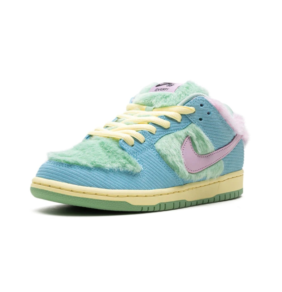 Nike SB Dunk Low "Verdy - Visty"