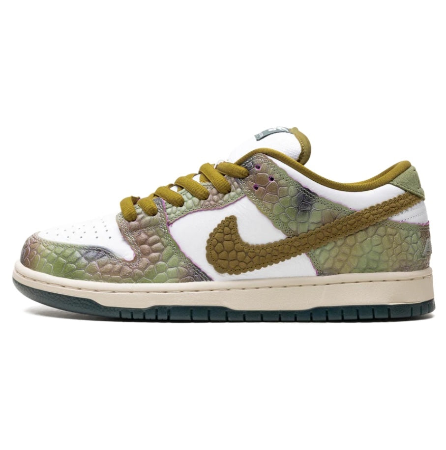 Nike SB Dunk Low "Alexis Sablone - Chameleon"