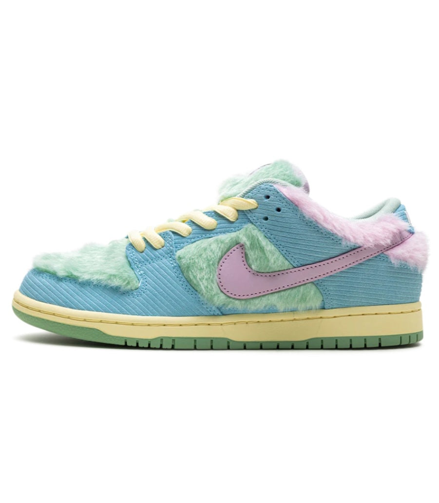 Nike SB Dunk Low "Verdy - Visty"
