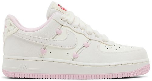Air Force 1 Low WMNS "Valentine's Day"