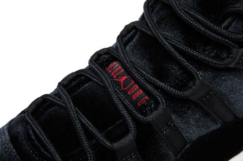 Air Jordan 11 WMNS "Bred Velvet"