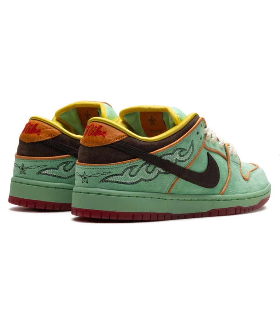 Nike SB Dunk Low "Rodeo Tourmaline"